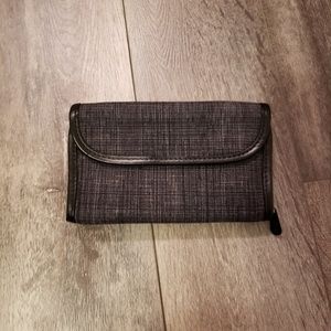 Crosshatch wallet